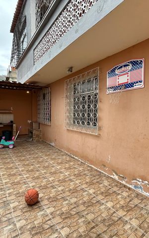 Casa à venda com 90m², 2 quartos e sem vagaQuintal