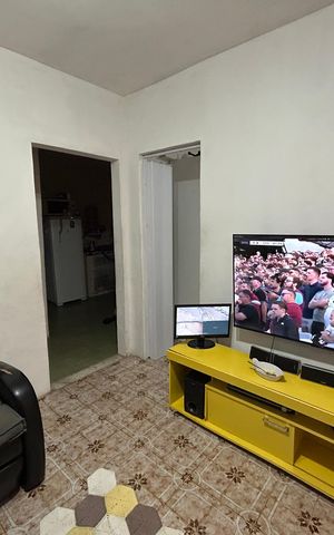 Casa à venda com 90m², 2 quartos e sem vagaSala