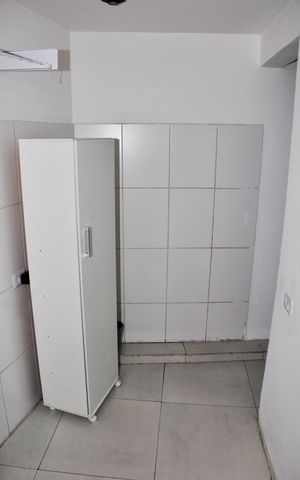 Casa à venda com 149m², 3 quartos e 3 vagas Casa à venda com 149m², 3 quartos e 3 vagasDetalhe - Área de Serviço