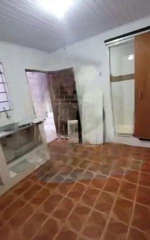 Casa à venda com 100m², 2 quartos e 1 vaga