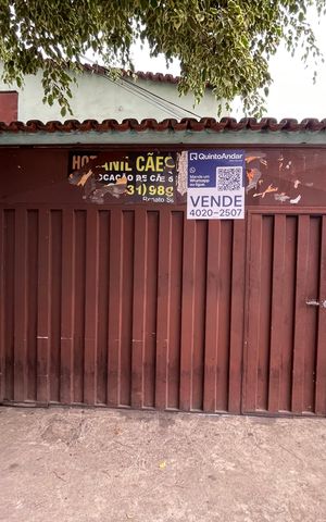 Casa à venda com 50m², 3 quartos e 1 vaga Casa à venda com 50m², 3 quartos e 1 vagaplaca Instalada no portão tamanho grande com o código RVRC-195. no dia 08-09-2026
