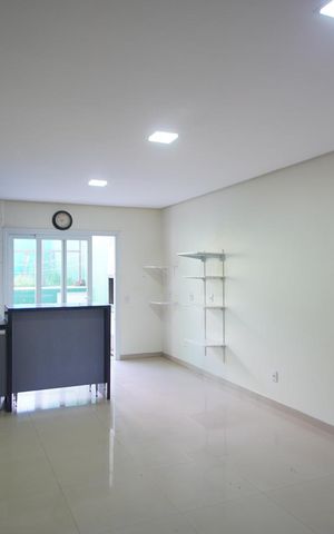 Casa para alugar com 140m², 3 quartos e 2 vagasSala