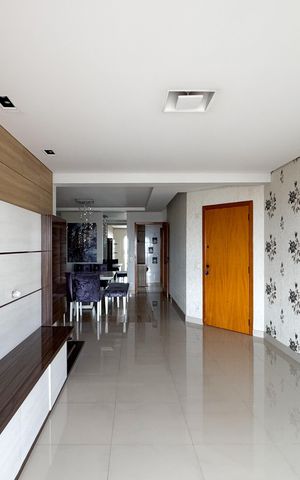 Apartamento para alugar com 158m², 3 quartos e 3 vagas Apartamento para alugar com 158m², 3 quartos e 3 vagasSala