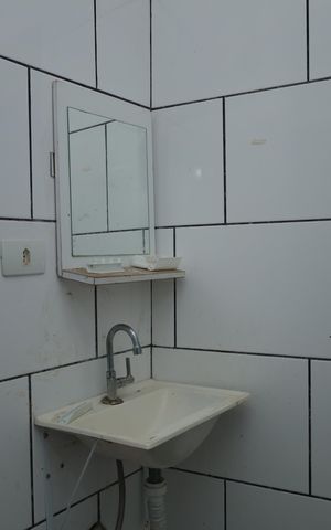 Casa para alugar com 70m², 2 quartos e 1 vagaBanheiro