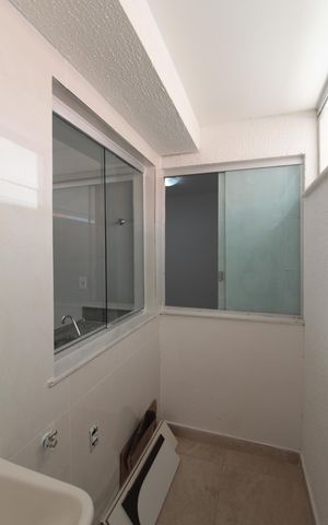 Apartamento à venda com 70m², 2 quartos e 1 vagaÁrea de Serviço