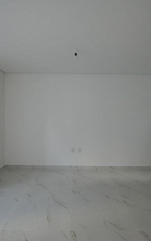 Casa à venda com 96m², 3 quartos e 2 vagasSala