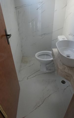 Casa à venda com 96m², 3 quartos e 2 vagasLavabo