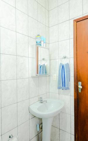 Casa à venda com 495m², 3 quartos e 2 vagasBanheiro da Suíte