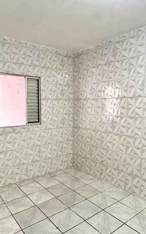 Casa para alugar com 60m², 2 quartos e 1 vaga Casa para alugar com 60m², 2 quartos e 1 vagaQuarto