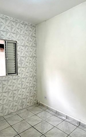 Casa para alugar com 60m², 2 quartos e 1 vaga Casa para alugar com 60m², 2 quartos e 1 vagaSala