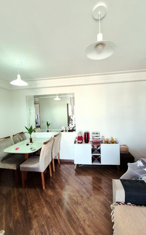 Apartamento à venda com 53m², 2 quartos e 1 vaga Apartamento à venda com 53m², 2 quartos e 1 vagaSala