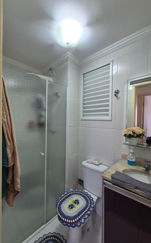 Apartamento à venda com 53m², 2 quartos e 1 vaga Apartamento à venda com 53m², 2 quartos e 1 vagaBanheiro