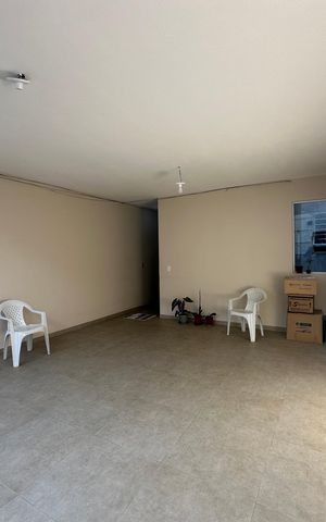 Casa à venda com 289m², 5 quartos e 3 vagas Casa à venda com 289m², 5 quartos e 3 vagasGaragem
