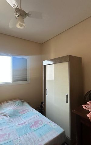 Casa à venda com 289m², 5 quartos e 3 vagas Casa à venda com 289m², 5 quartos e 3 vagasQuarto 4