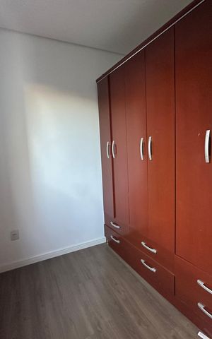 Casa à venda com 289m², 5 quartos e 3 vagas Casa à venda com 289m², 5 quartos e 3 vagasQuarto 3