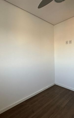 Casa à venda com 289m², 5 quartos e 3 vagas Casa à venda com 289m², 5 quartos e 3 vagasQuarto 1