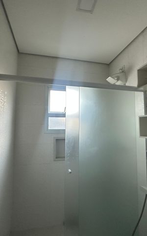 Casa à venda com 289m², 5 quartos e 3 vagas Casa à venda com 289m², 5 quartos e 3 vagasBanheiro 1