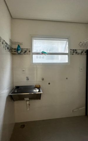 Casa à venda com 289m², 5 quartos e 3 vagas Casa à venda com 289m², 5 quartos e 3 vagasÁrea de Serviço