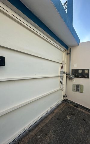 Casa à venda com 289m², 5 quartos e 3 vagas Casa à venda com 289m², 5 quartos e 3 vagasGaragem