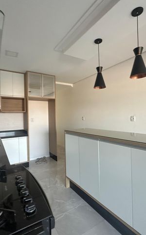 Casa à venda com 289m², 5 quartos e 3 vagas Casa à venda com 289m², 5 quartos e 3 vagasCozinha