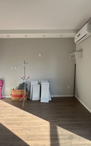 Casa à venda com 289m², 5 quartos e 3 vagas Casa à venda com 289m², 5 quartos e 3 vagasSuíte