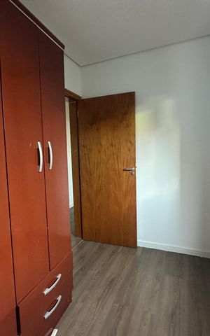 Casa à venda com 289m², 5 quartos e 3 vagas Casa à venda com 289m², 5 quartos e 3 vagasQuarto 3