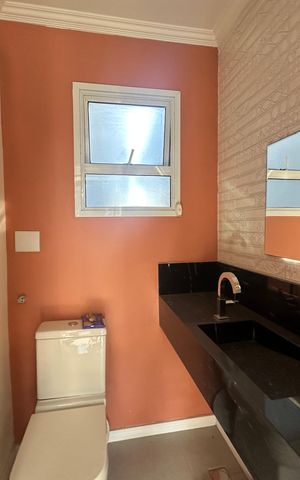 Casa à venda com 289m², 5 quartos e 3 vagas Casa à venda com 289m², 5 quartos e 3 vagasLavabo