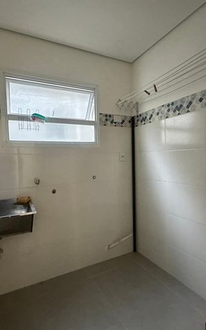 Casa à venda com 289m², 5 quartos e 3 vagas Casa à venda com 289m², 5 quartos e 3 vagasÁrea de Serviço
