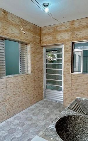 Casa para alugar com 40m², 1 quarto e sem vaga Casa para alugar com 40m², 1 quarto e sem vagaÁrea de Serviço