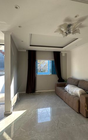 Casa para alugar com 150m², 4 quartos e 3 vagasSala