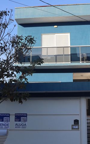 Casa para alugar com 150m², 4 quartos e 3 vagasFachada