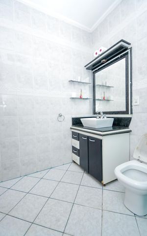 Casa à venda com 500m², 5 quartos e 3 vagasBanheiro Social