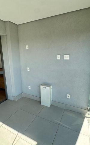 Apartamento à venda com 49m², 1 quarto e 1 vaga Apartamento à venda com 49m², 1 quarto e 1 vagaVaranda