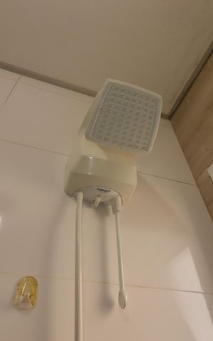 Apartamento à venda com 120m², 2 quartos e 2 vagasBanheiro da Suíte 2 - Chuveiro