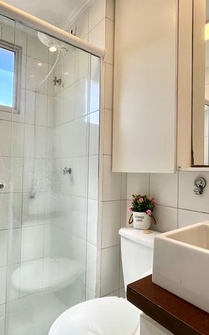 Apartamento à venda com 60m², 2 quartos e 2 vagas Apartamento à venda com 60m², 2 quartos e 2 vagasBanheiro