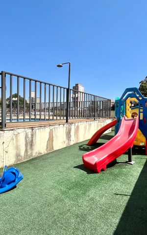 Apartamento à venda com 60m², 2 quartos e 2 vagas Apartamento à venda com 60m², 2 quartos e 2 vagasÁrea comum - Playground