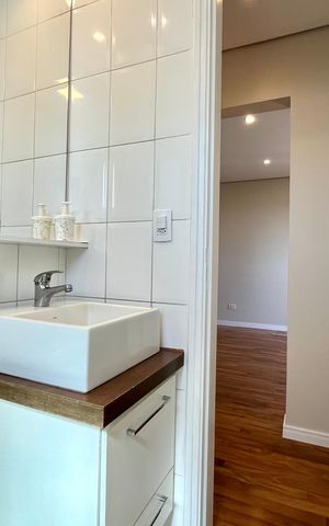 Apartamento à venda com 60m², 2 quartos e 2 vagas Apartamento à venda com 60m², 2 quartos e 2 vagasBanheiro