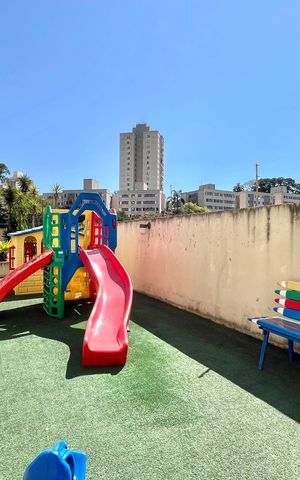 Apartamento à venda com 60m², 2 quartos e 2 vagas Apartamento à venda com 60m², 2 quartos e 2 vagasÁrea comum - Playground