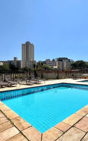 Apartamento à venda com 60m², 2 quartos e 2 vagas Apartamento à venda com 60m², 2 quartos e 2 vagasÁrea comum - Piscina