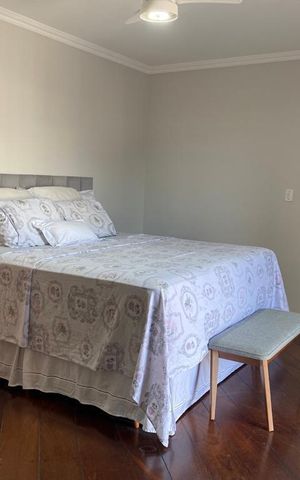 Casa à venda com 420m², 4 quartos e 5 vagas Casa à venda com 420m², 4 quartos e 5 vagasQuarto