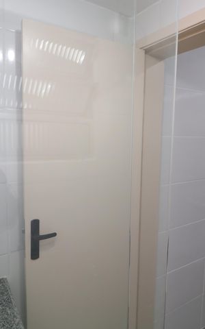 Casa para alugar com 53m², 2 quartos e sem vagaBanheiro