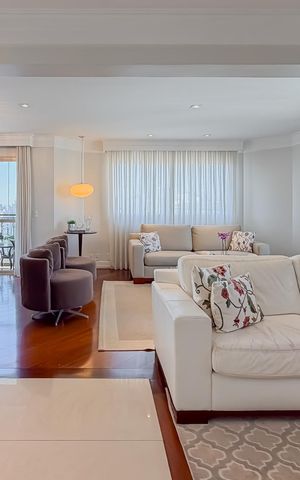 Apartamento à venda com 165m², 3 quartos e 4 vagas Apartamento à venda com 165m², 3 quartos e 4 vagasSala