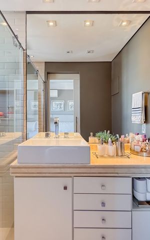 Apartamento à venda com 165m², 3 quartos e 4 vagas Apartamento à venda com 165m², 3 quartos e 4 vagasBanheiro da Suíte 3