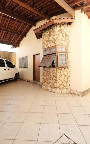 Casa para alugar com 300m², 4 quartos e 4 vagasGaragem