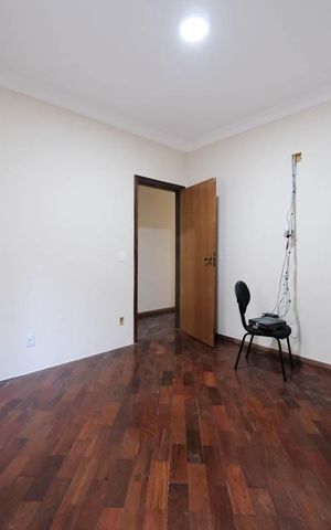 Casa para alugar com 300m², 4 quartos e 4 vagasQuarto 2