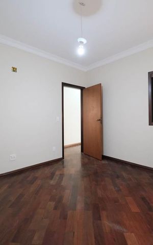 Casa para alugar com 300m², 4 quartos e 4 vagasQuarto 1