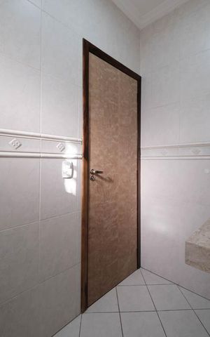Casa para alugar com 300m², 4 quartos e 4 vagasLavabo