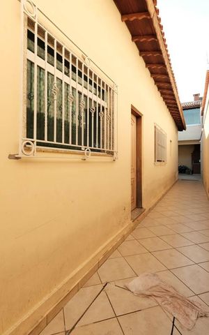 Casa para alugar com 300m², 4 quartos e 4 vagasGaragem