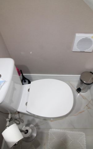 Casa à venda com 160m², 3 quartos e 2 vagasLavabo