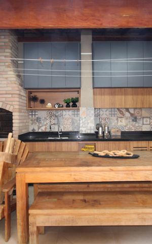 Casa à venda com 160m², 3 quartos e 2 vagasÁrea de Serviço
